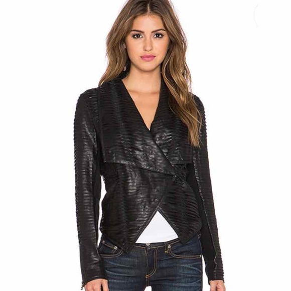 BLANKNYC Moto Jacket In The Moment - Picture 4 of 7